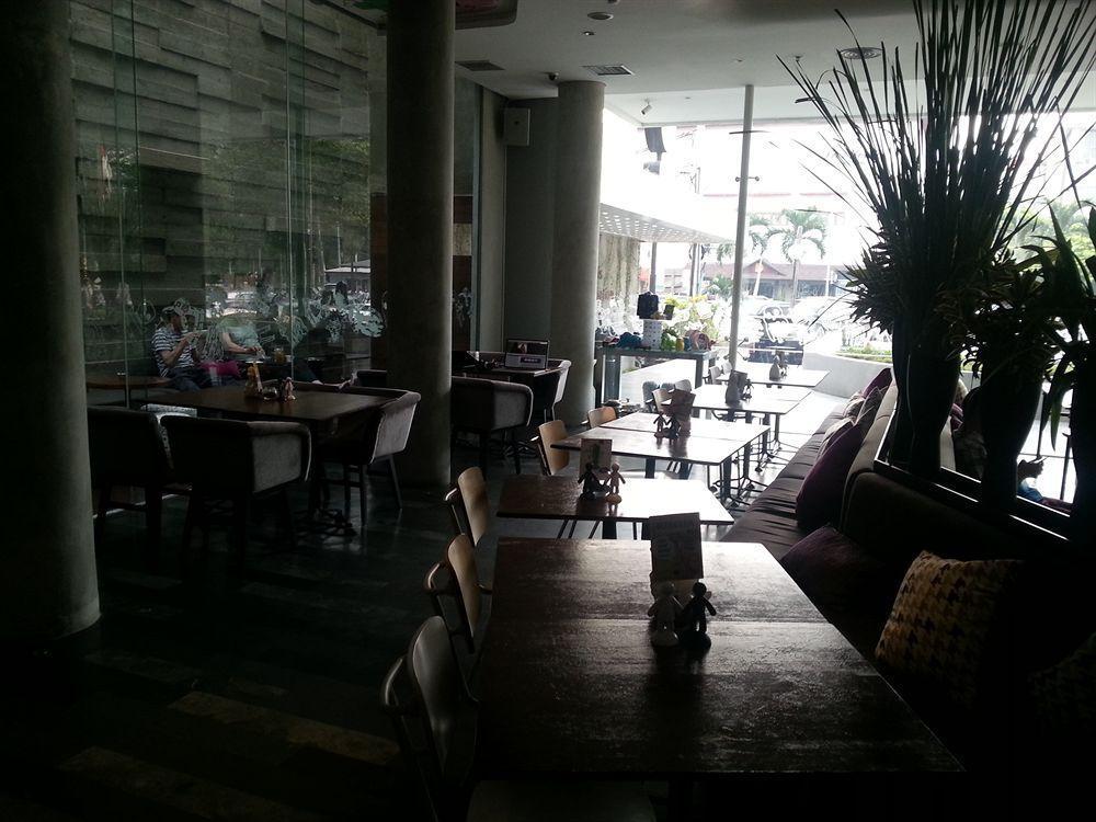 Artotel Thamrin - Jakarta Buitenkant foto